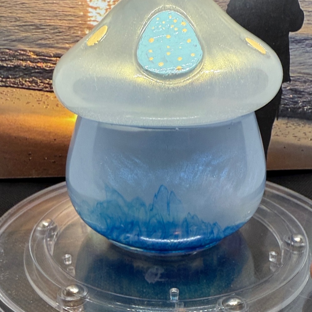 Blue and White Resin Mushroom Jar Decor - Picture 7 of 12